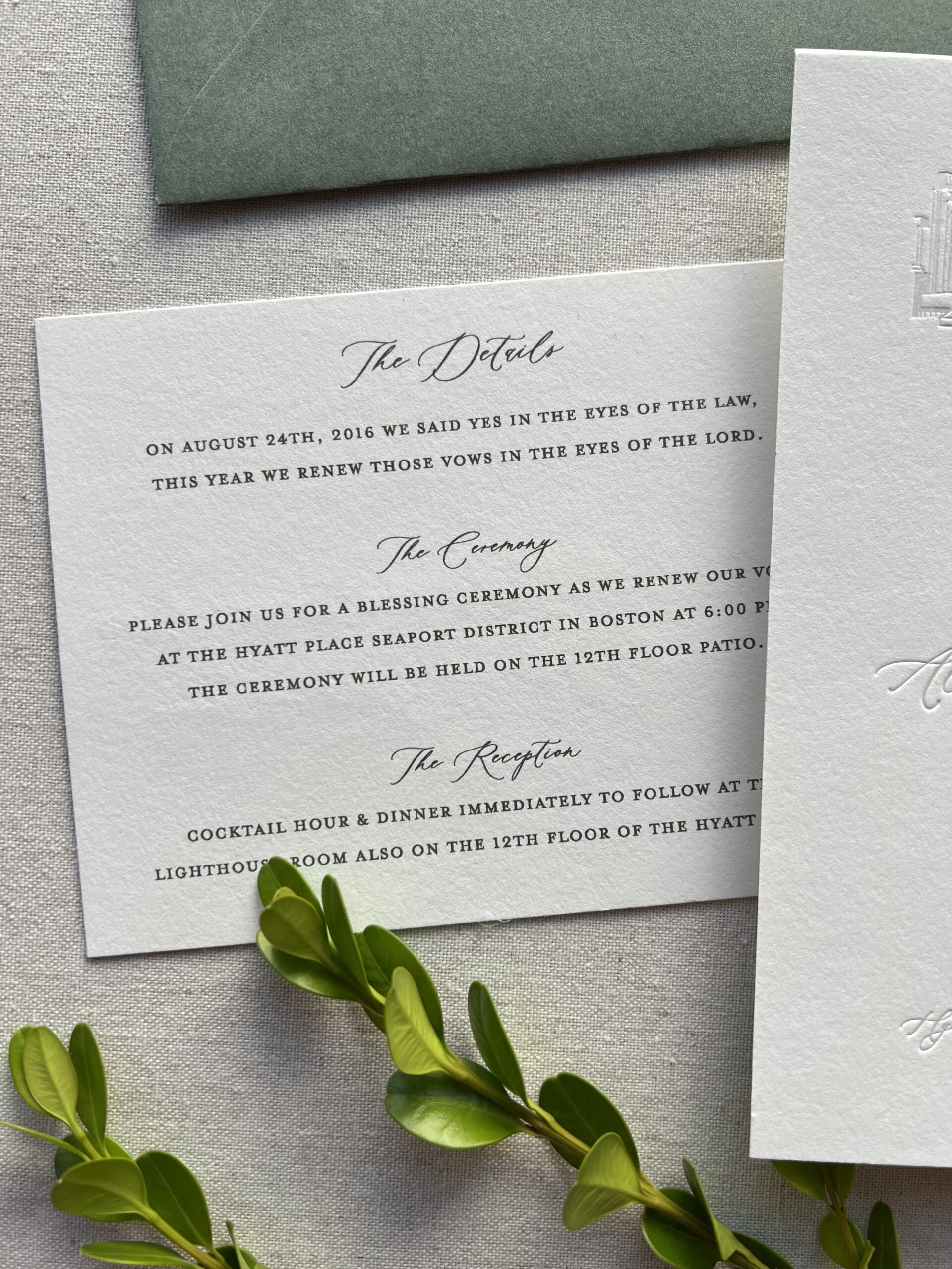 wedding invitations do's and dont's - have a details card instead of overcrowding the card